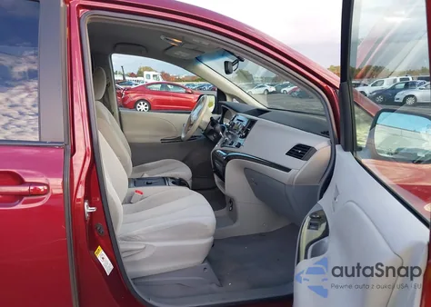 2011 Toyota Sienna Le V6 from USA, damaged, VIN 5TDKK3DC2BS023014